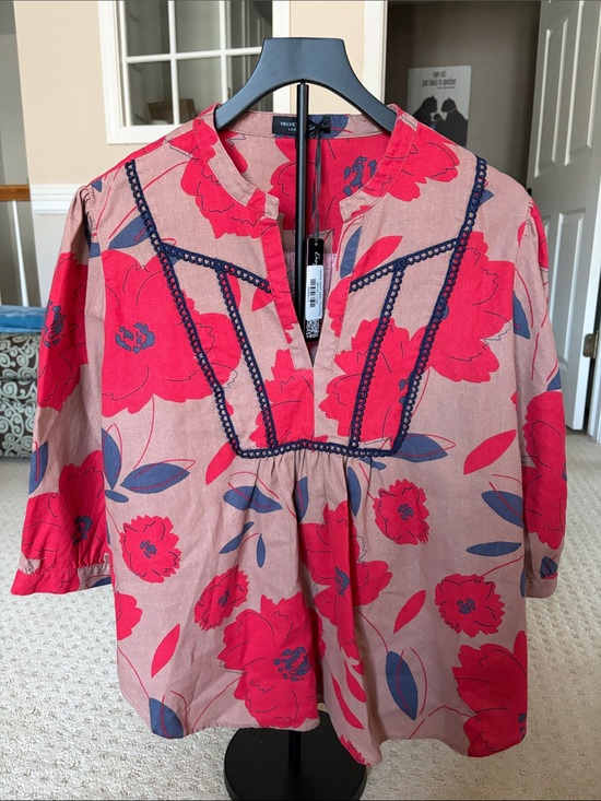 Velvet by Graham & Spencer Tops - Velvet by Graham & Spencer  Floral Tunic with Navy Trim